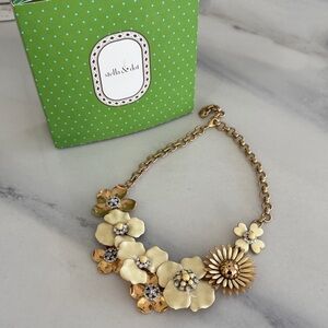 STELLA AND DOT - DOT BLOOM NECKLACE
